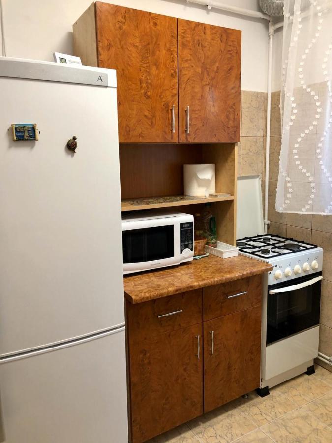 Mia'S House Apartment ปีเตช ภายนอก รูปภาพ
